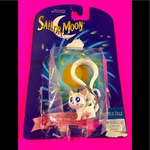 Sailor Moon Artemis Cat Vintage Clip On Keychain